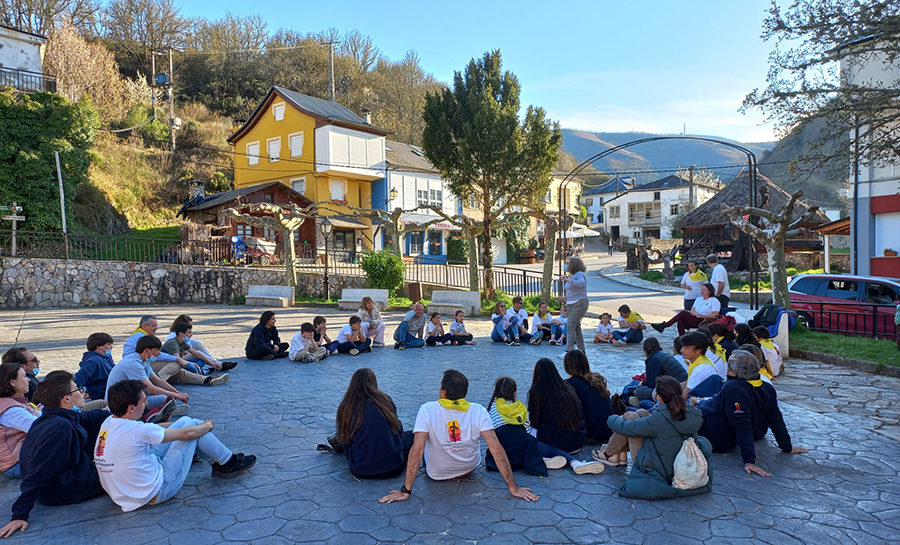 Los misioneros de El Bierzo, preparando la jornada