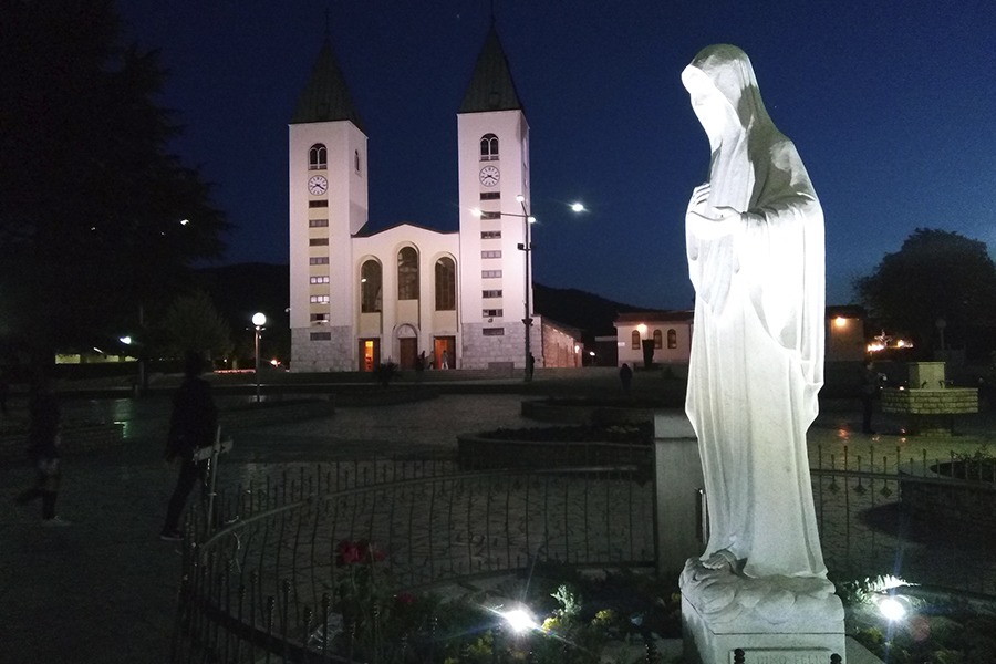 Familias del Regnum Christi de Barcelona peregrinan a Medjugorje